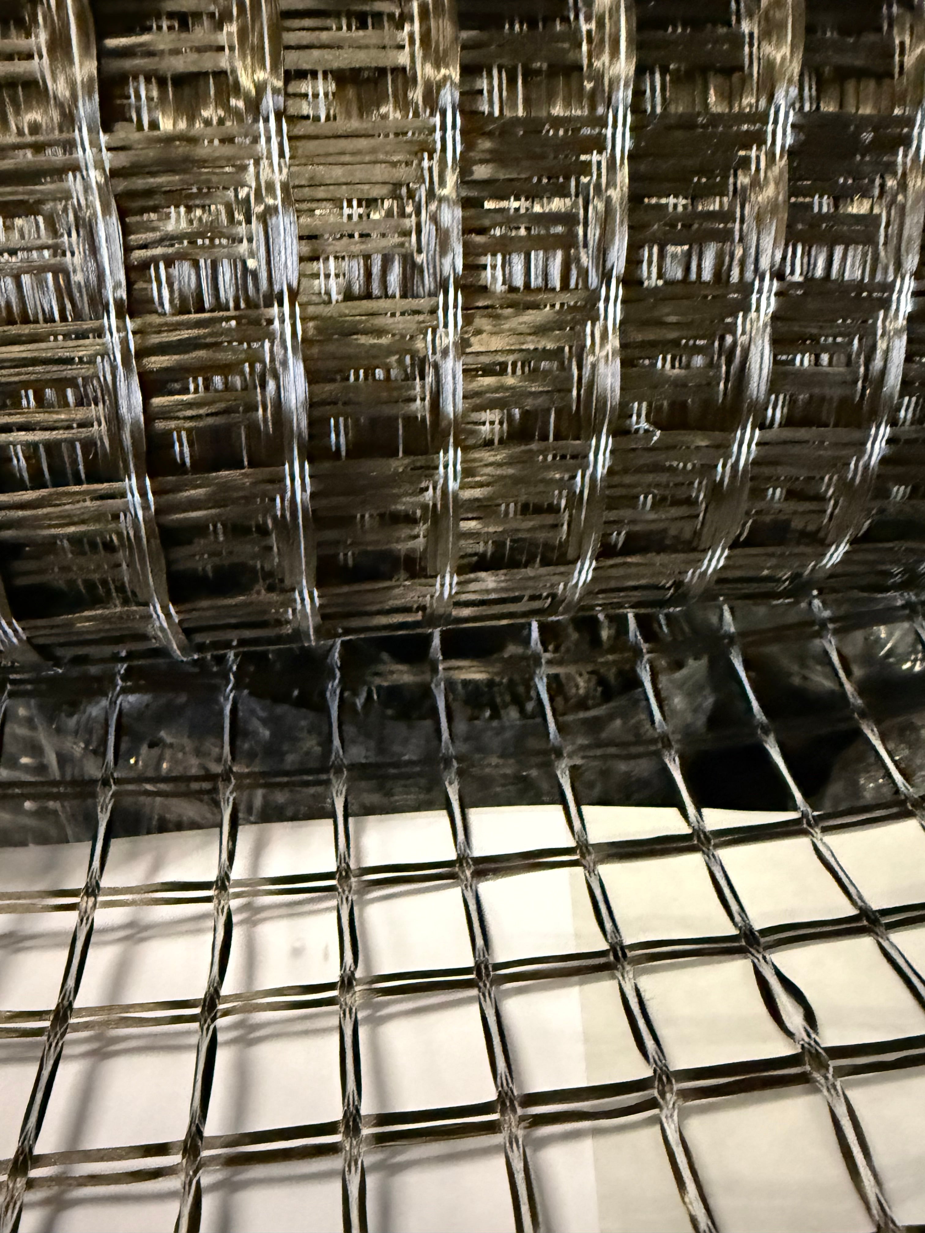 Basaltvezel geogrid / bouwgrid 50/50 kN/m, 25x25 mm, breedte 1 m, rol 50 m²