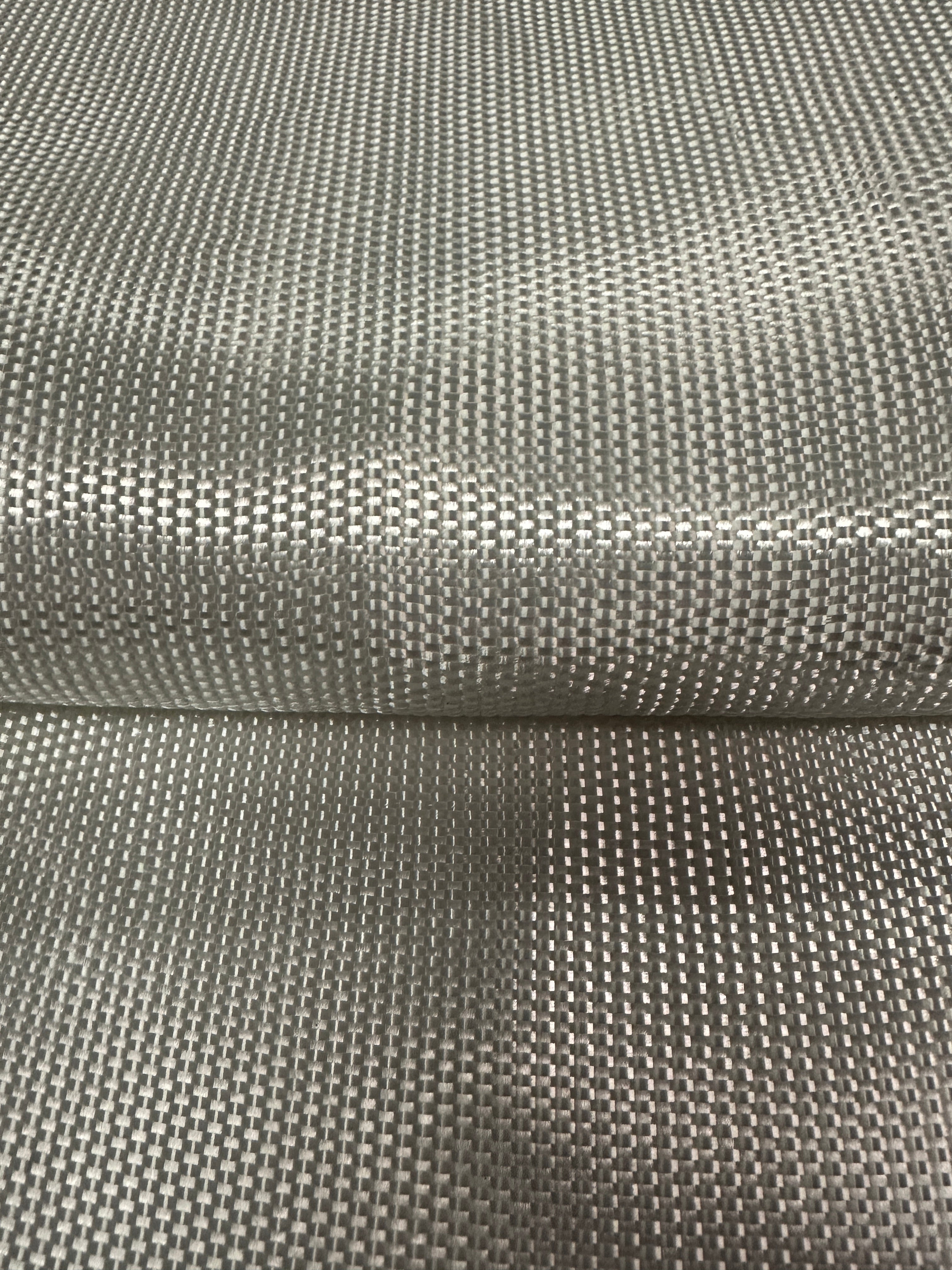 Geweven polyester geotextiel 120/120 kN/m, rol 3x45,5 m (136,5 m²)