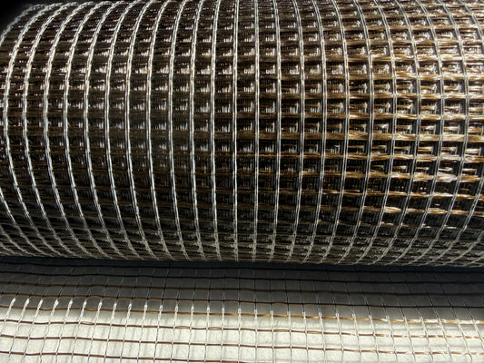 Basaltvezelrooster 110 g/m², polymeercoating, 7x6 mm, breedte 1 m, rol 50 m²